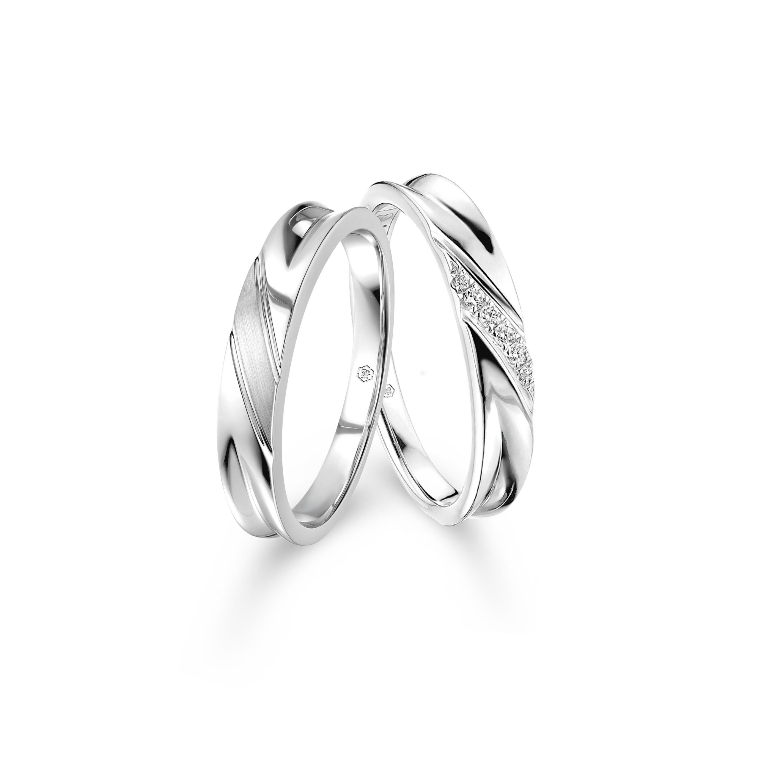 婚嫁系列「愛情軌跡」18K金鑽石對裝戒指